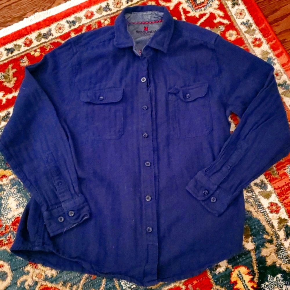 Woolrich navy long sleeve mens button down shirt M